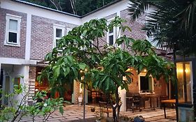 2Stones Cat Ba Homestay